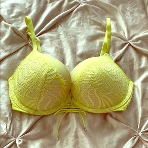 Victoria’s Secret  very sexy push up